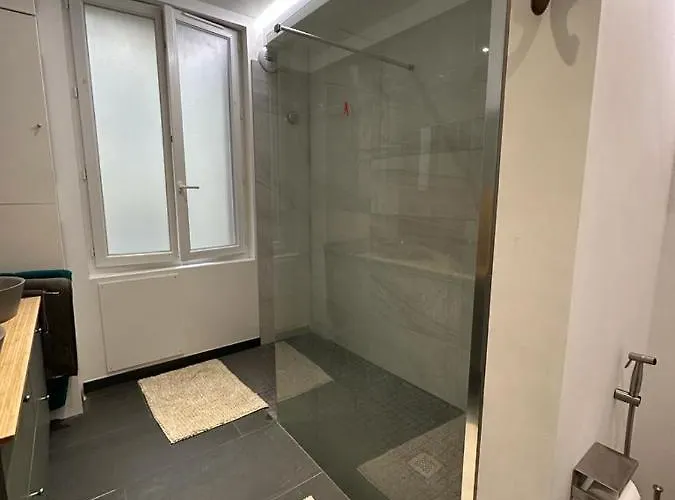 Le Grand Bleu - Calme Et Thermal Vichy